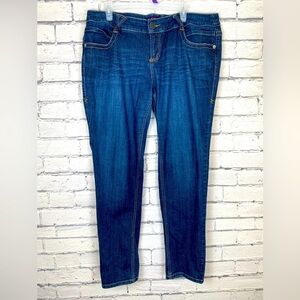 Z. Cavaricci Dark Wash Slim Straight Jeans size 20